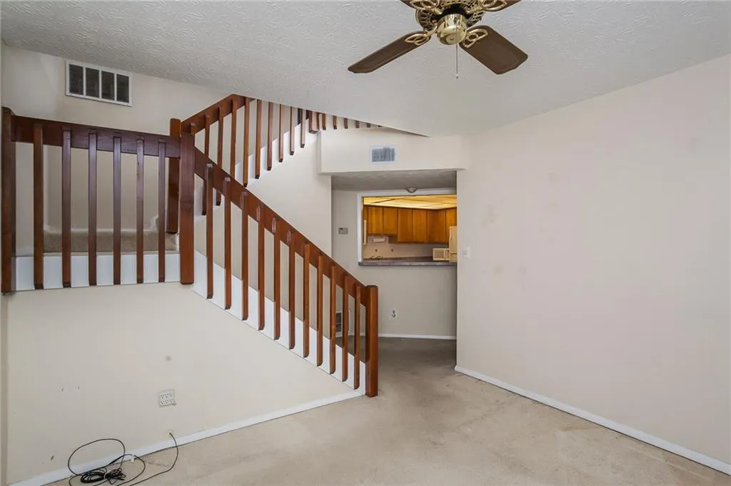 103 River Run Drive, Sandy Springs, Georgia 30350, 2 Bedrooms Bedrooms, ,2 BathroomsBathrooms,Residential,Sold,103 River Run Drive,5825395