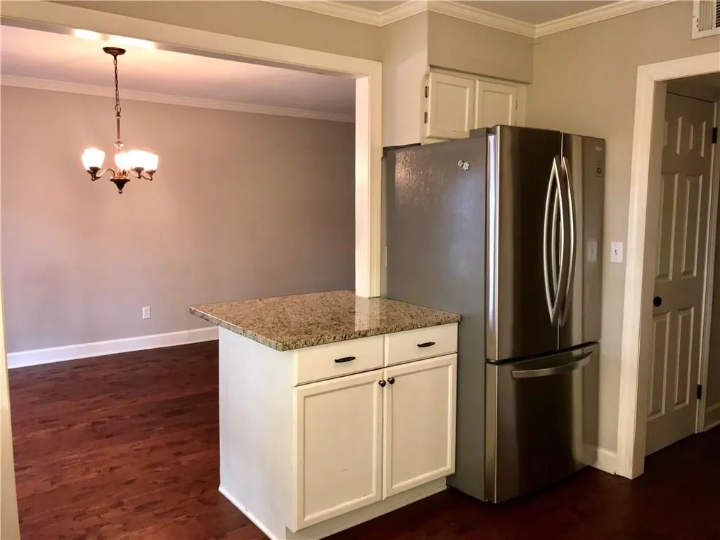 6520 Roswell Road Unit 73, Atlanta, Georgia 30328, 3 Bedrooms Bedrooms, ,2 BathroomsBathrooms,Residential,Sold,6520 Roswell Road Unit 73,6080214