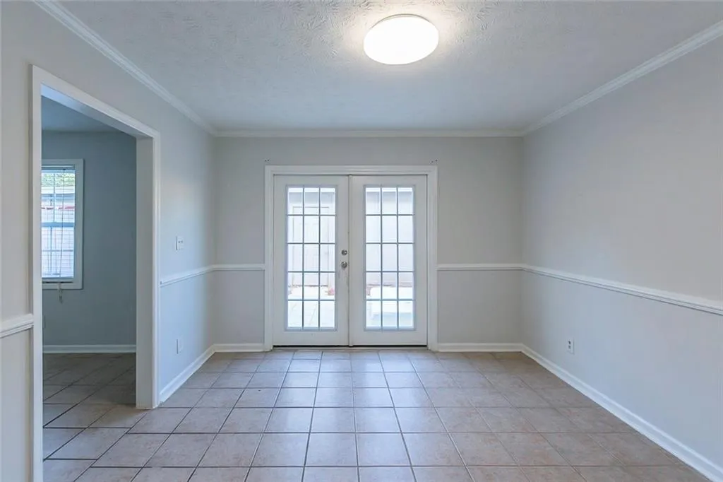 390 N River Parkway Unit F, Atlanta, Georgia 30350, 3 Bedrooms Bedrooms, ,2 BathroomsBathrooms,Residential,Sold,390 N River Parkway Unit F,7032163