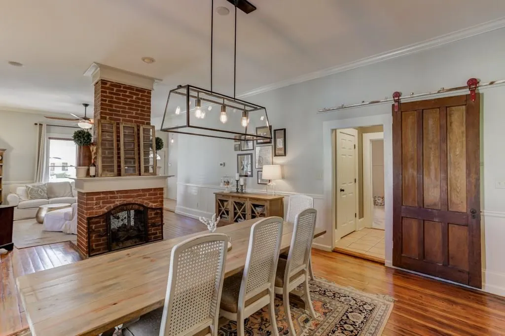 2064 Butler Way Nw, Atlanta, Georgia 30318, 3 Bedrooms Bedrooms, ,2 BathroomsBathrooms,Residential,Sold,2064 Butler Way Nw,5979418