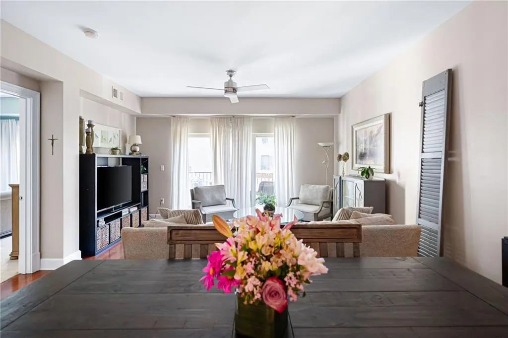 200 River Vista Drive Unit 537, Atlanta, Georgia 30339, 1 Bedroom Bedrooms, ,1 BathroomBathrooms,Residential,Sold,200 River Vista Drive Unit 537,7360919