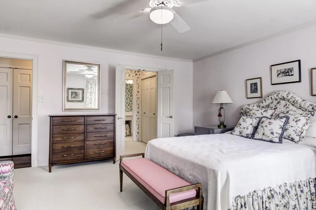 695 Fair Oaks Manor, Sandy Springs, Georgia 30327, 4 Bedrooms Bedrooms, ,3 BathroomsBathrooms,Residential,Sold,695 Fair Oaks Manor,5517537