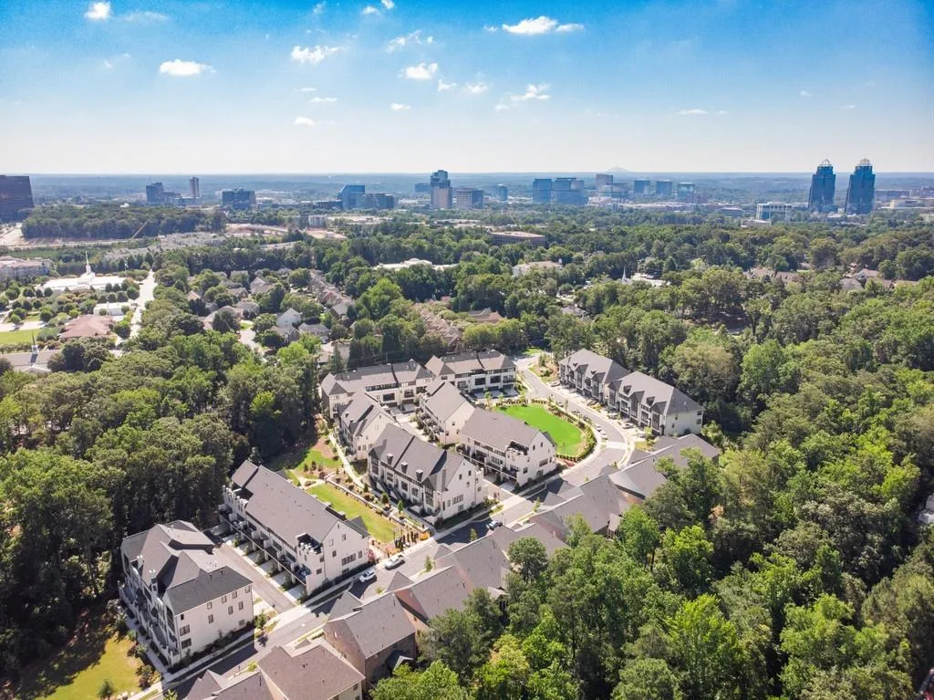 6405 Radiant Trace Unit 67, Sandy Springs, Georgia 30328, 3 Bedrooms Bedrooms, ,3 BathroomsBathrooms,Residential,Sold,6405 Radiant Trace Unit 67,6753389