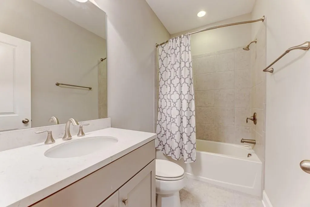 6405 Radiant Trace Unit 67, Sandy Springs, Georgia 30328, 3 Bedrooms Bedrooms, ,3 BathroomsBathrooms,Residential,Sold,6405 Radiant Trace Unit 67,6753389