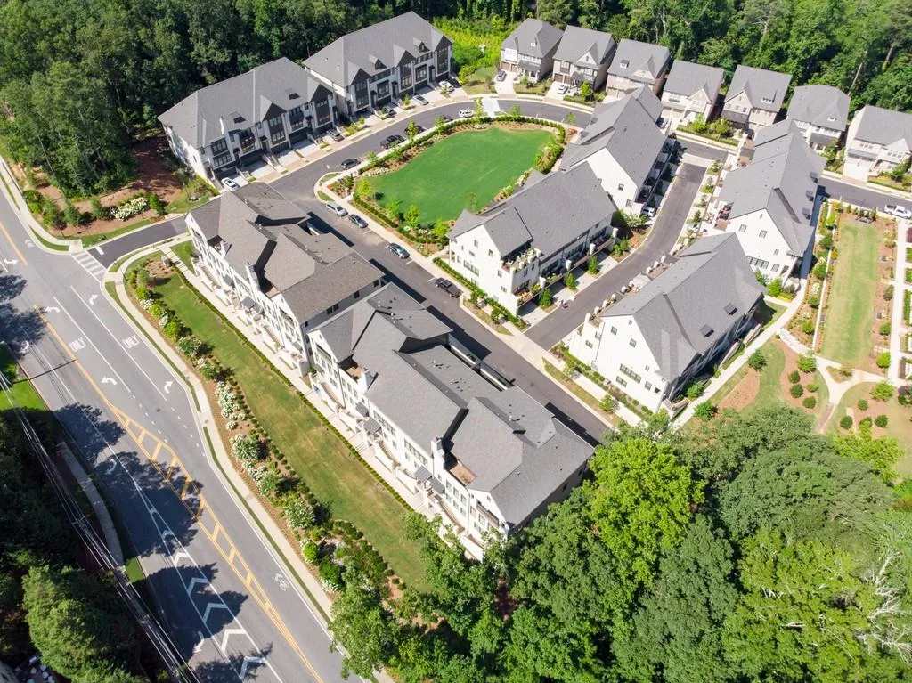 6405 Radiant Trace Unit 67, Sandy Springs, Georgia 30328, 3 Bedrooms Bedrooms, ,3 BathroomsBathrooms,Residential,Sold,6405 Radiant Trace Unit 67,6753389