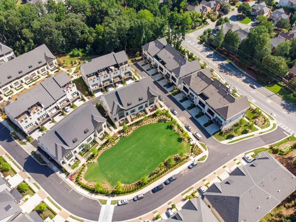 6405 Radiant Trace Unit 67, Sandy Springs, Georgia 30328, 3 Bedrooms Bedrooms, ,3 BathroomsBathrooms,Residential,Sold,6405 Radiant Trace Unit 67,6753389