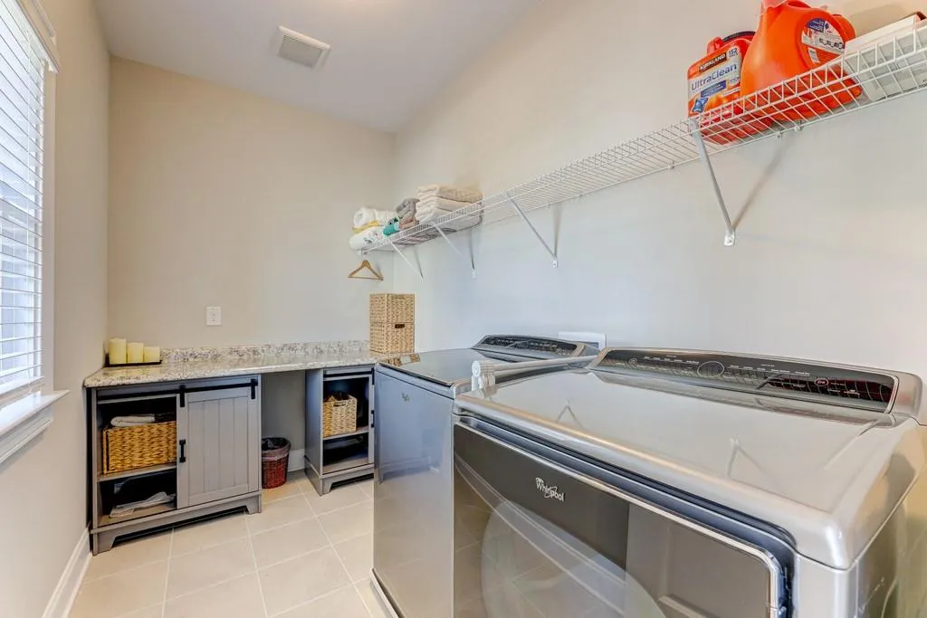 6405 Radiant Trace Unit 67, Sandy Springs, Georgia 30328, 3 Bedrooms Bedrooms, ,3 BathroomsBathrooms,Residential,Sold,6405 Radiant Trace Unit 67,6753389