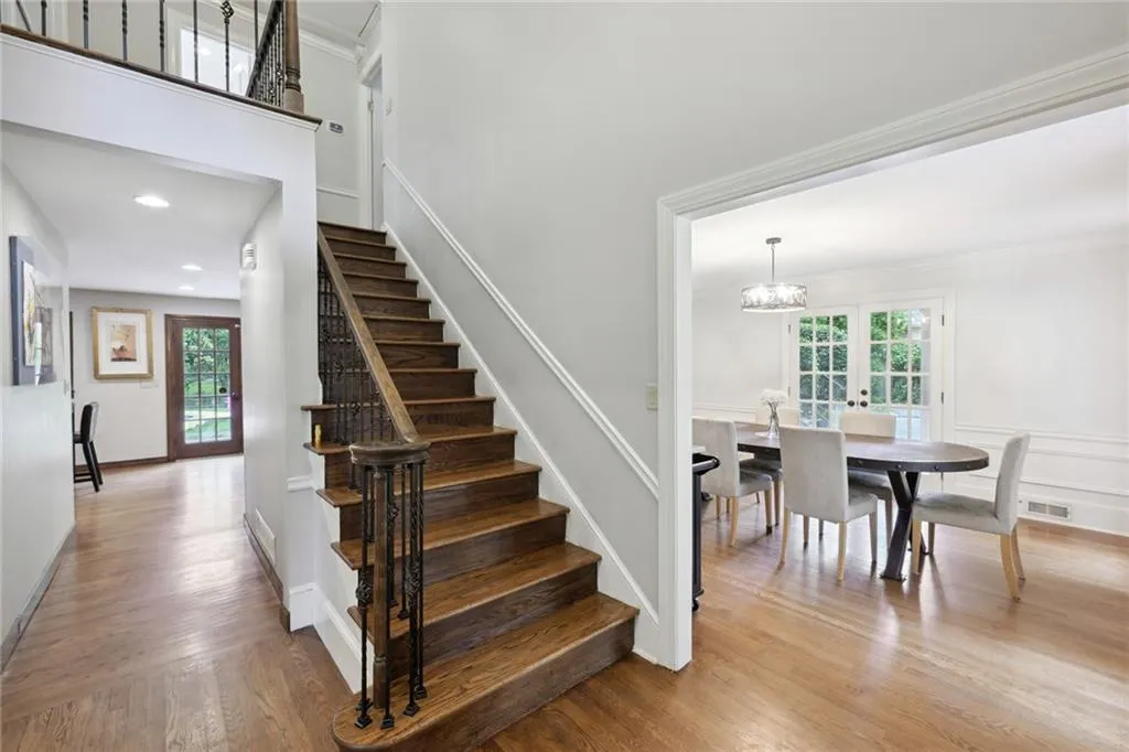 6270 Riverwood Drive, Atlanta, Georgia 30328, 5 Bedrooms Bedrooms, ,5 BathroomsBathrooms,Residential,Sold,6270 Riverwood Drive,7221628