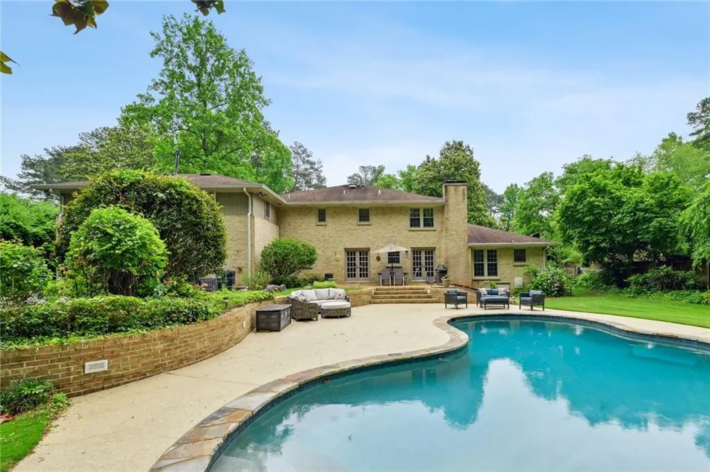 6270 Riverwood Drive, Atlanta, Georgia 30328, 5 Bedrooms Bedrooms, ,5 BathroomsBathrooms,Residential,Sold,6270 Riverwood Drive,7221628