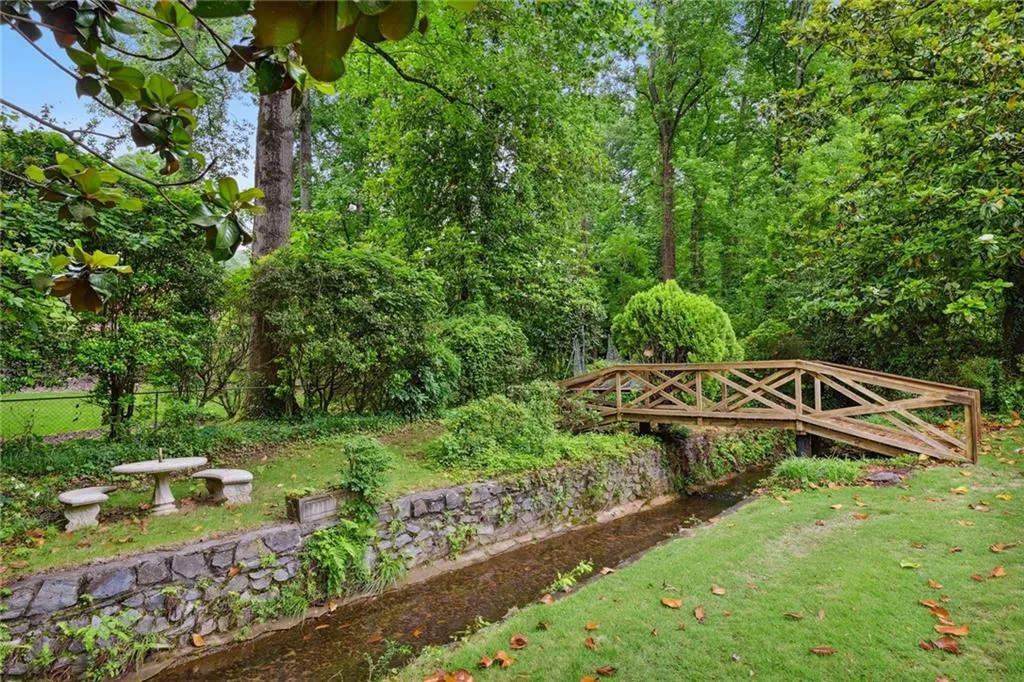 6270 Riverwood Drive, Atlanta, Georgia 30328, 5 Bedrooms Bedrooms, ,5 BathroomsBathrooms,Residential,Sold,6270 Riverwood Drive,7221628