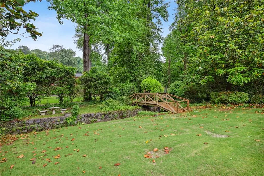 6270 Riverwood Drive, Atlanta, Georgia 30328, 5 Bedrooms Bedrooms, ,5 BathroomsBathrooms,Residential,Sold,6270 Riverwood Drive,7221628