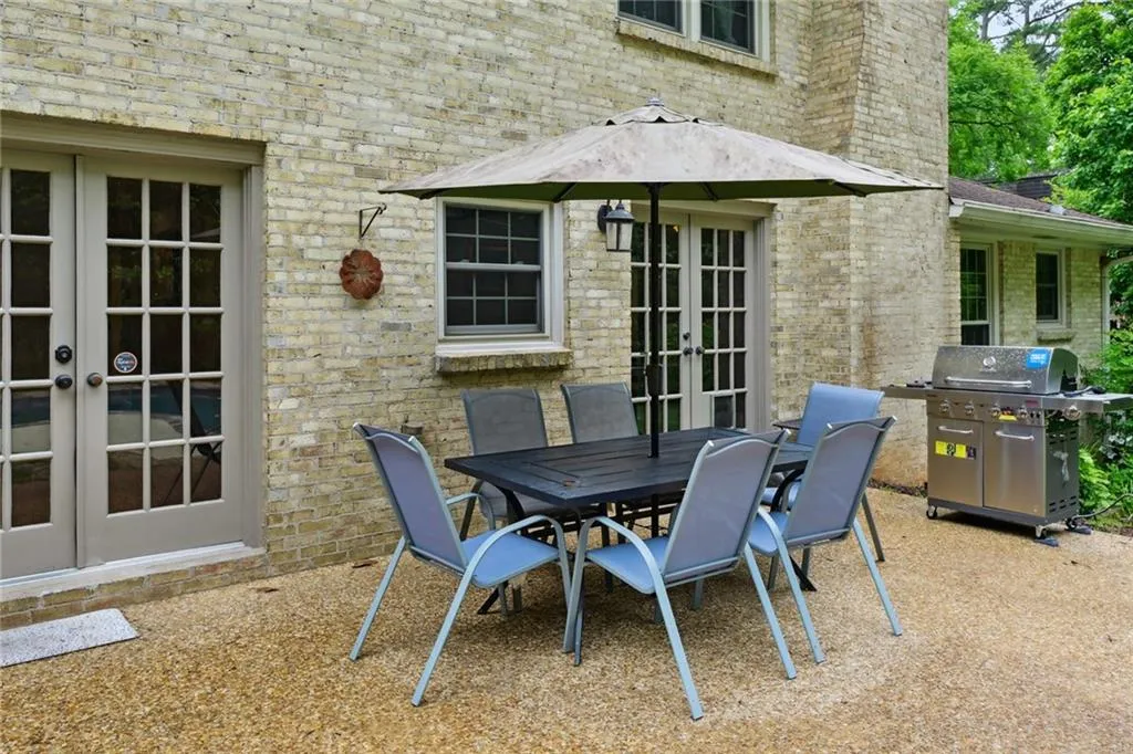 6270 Riverwood Drive, Atlanta, Georgia 30328, 5 Bedrooms Bedrooms, ,5 BathroomsBathrooms,Residential,Sold,6270 Riverwood Drive,7221628