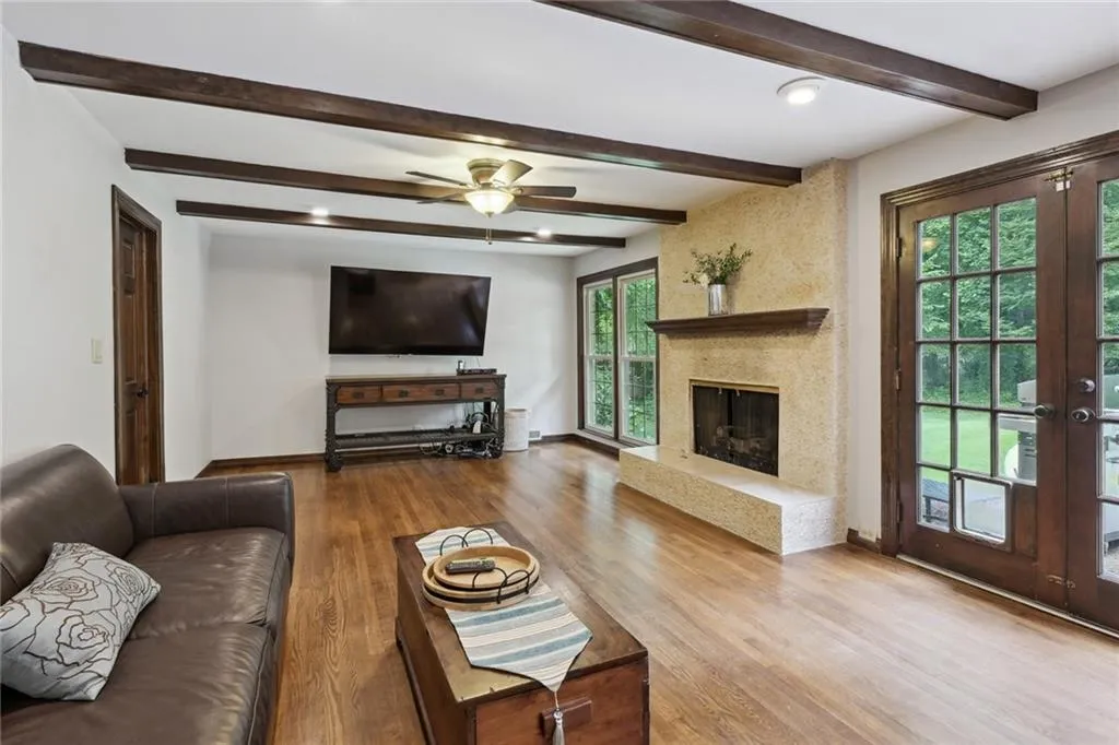 6270 Riverwood Drive, Atlanta, Georgia 30328, 5 Bedrooms Bedrooms, ,5 BathroomsBathrooms,Residential,Sold,6270 Riverwood Drive,7221628