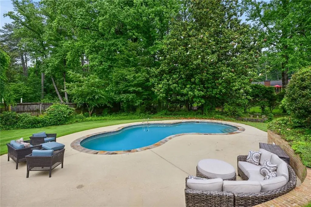 6270 Riverwood Drive, Atlanta, Georgia 30328, 5 Bedrooms Bedrooms, ,5 BathroomsBathrooms,Residential,Sold,6270 Riverwood Drive,7221628