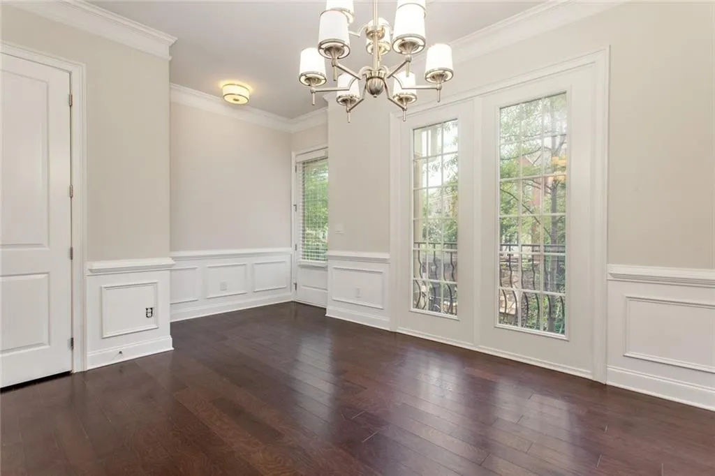 320 Alderwood Lane, Atlanta, Georgia 30328, 3 Bedrooms Bedrooms, ,3 BathroomsBathrooms,Residential,Sold,320 Alderwood Lane,6912467