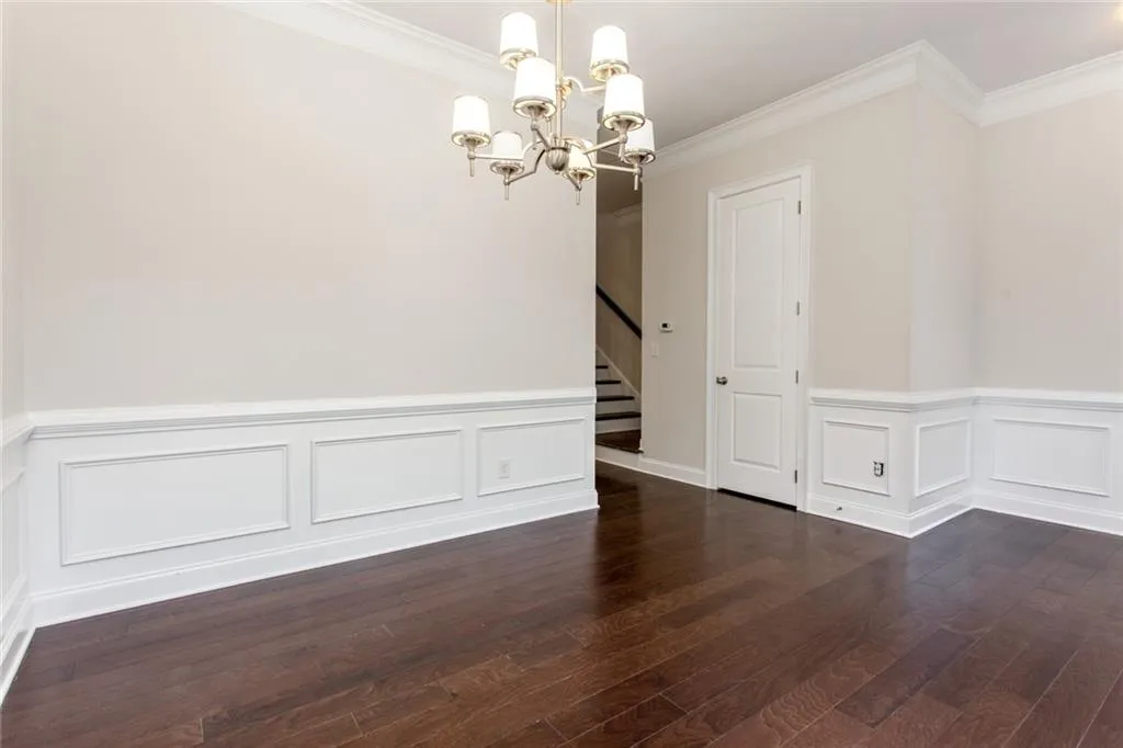 320 Alderwood Lane, Atlanta, Georgia 30328, 3 Bedrooms Bedrooms, ,3 BathroomsBathrooms,Residential,Sold,320 Alderwood Lane,6912467