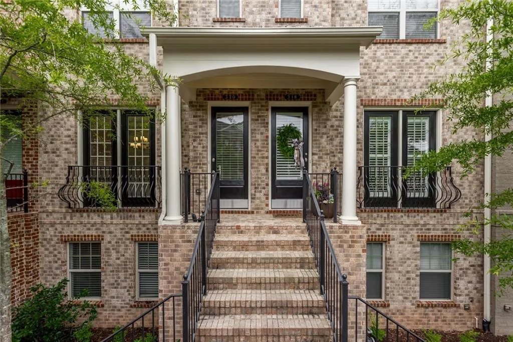 320 Alderwood Lane, Atlanta, Georgia 30328, 3 Bedrooms Bedrooms, ,3 BathroomsBathrooms,Residential,Sold,320 Alderwood Lane,6912467