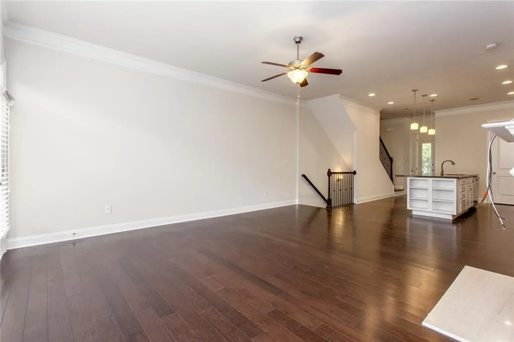 320 Alderwood Lane, Atlanta, Georgia 30328, 3 Bedrooms Bedrooms, ,3 BathroomsBathrooms,Residential,Sold,320 Alderwood Lane,6912467