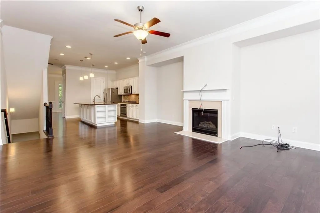 320 Alderwood Lane, Atlanta, Georgia 30328, 3 Bedrooms Bedrooms, ,3 BathroomsBathrooms,Residential,Sold,320 Alderwood Lane,6912467