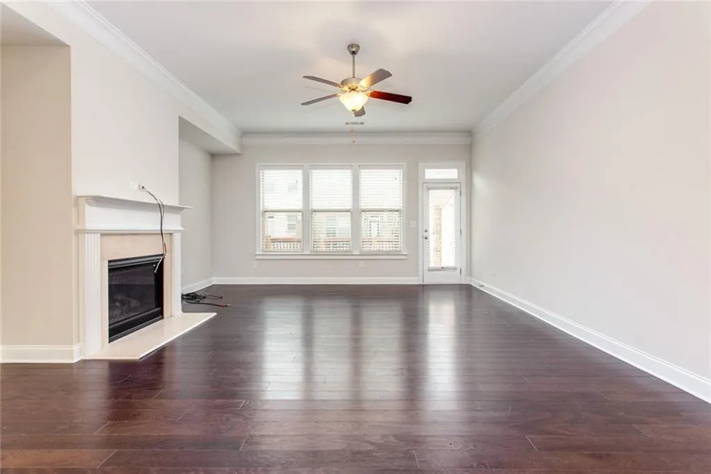 320 Alderwood Lane, Atlanta, Georgia 30328, 3 Bedrooms Bedrooms, ,3 BathroomsBathrooms,Residential,Sold,320 Alderwood Lane,6912467