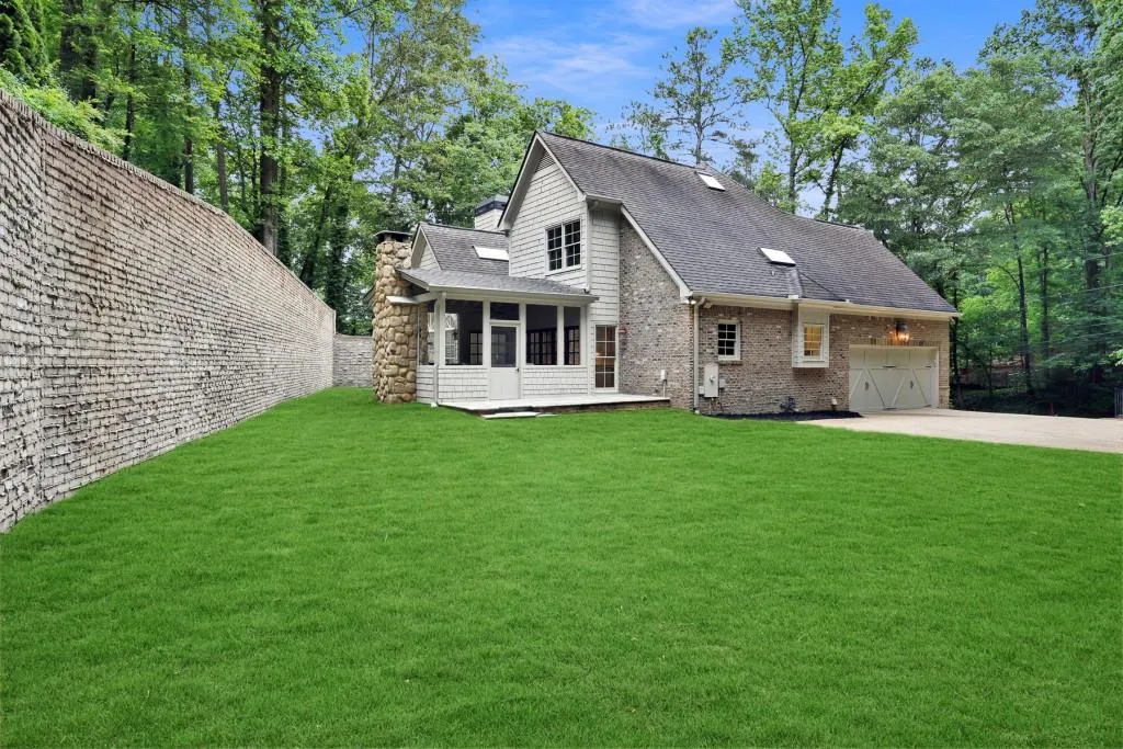 290 Burdette Road, Atlanta, Georgia 30327, 5 Bedrooms Bedrooms, ,4 BathroomsBathrooms,Residential,Sold,290 Burdette Road,6728528