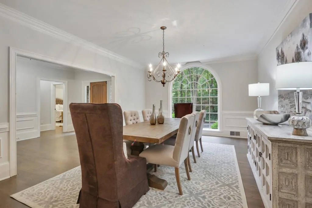 290 Burdette Road, Atlanta, Georgia 30327, 5 Bedrooms Bedrooms, ,4 BathroomsBathrooms,Residential,Sold,290 Burdette Road,6728528