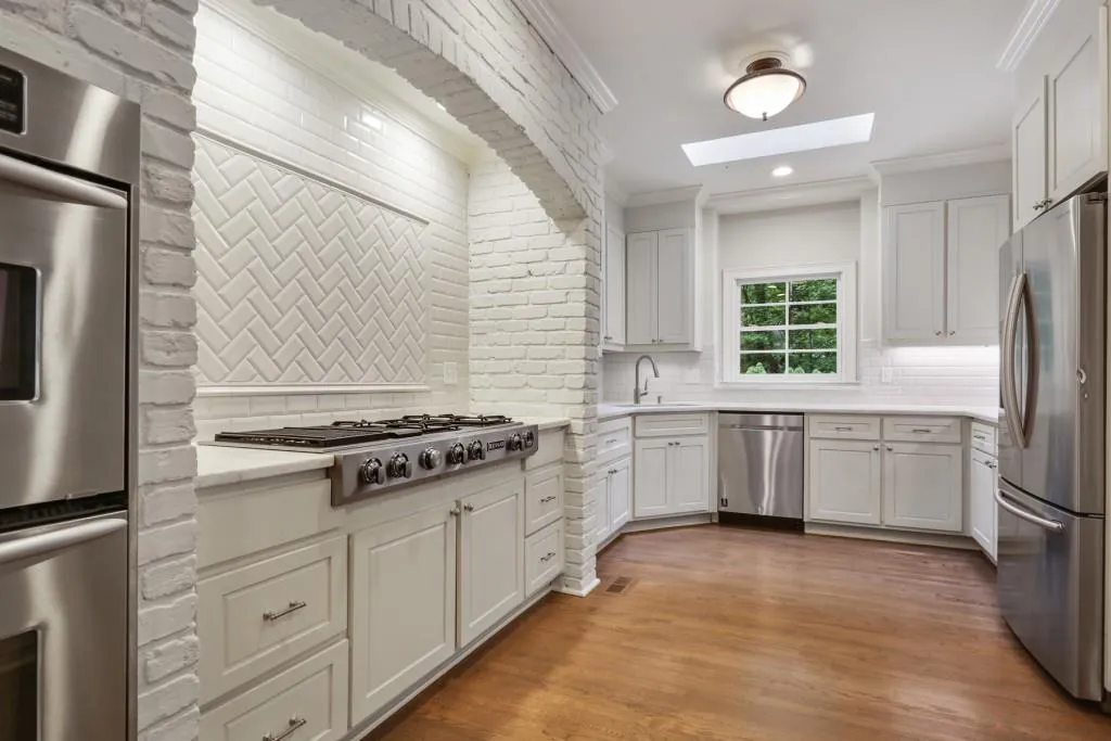 290 Burdette Road, Atlanta, Georgia 30327, 5 Bedrooms Bedrooms, ,4 BathroomsBathrooms,Residential,Sold,290 Burdette Road,6728528