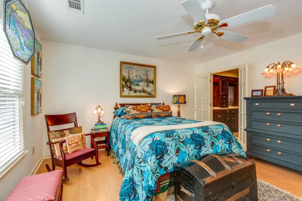 704 Bainbridge Drive, Atlanta, Georgia 30327, 3 Bedrooms Bedrooms, ,2 BathroomsBathrooms,Residential,Sold,704 Bainbridge Drive,6125983