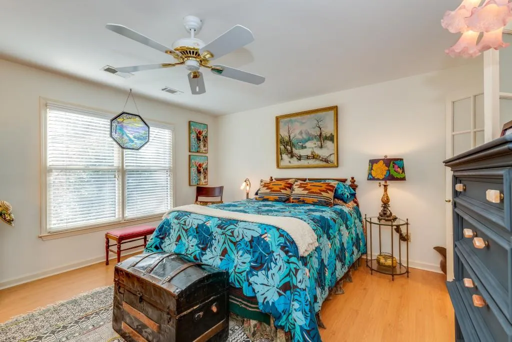 704 Bainbridge Drive, Atlanta, Georgia 30327, 3 Bedrooms Bedrooms, ,2 BathroomsBathrooms,Residential,Sold,704 Bainbridge Drive,6125983