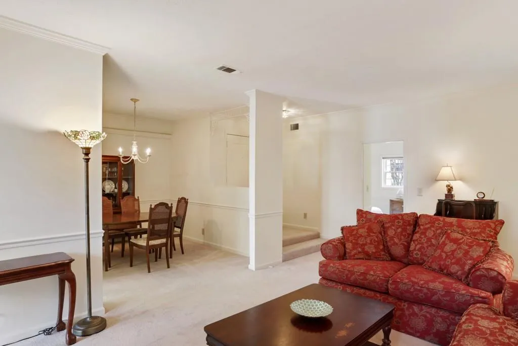 5425 Chemin De Vie Unit 5425, Sandy Springs, Georgia 30342, 2 Bedrooms Bedrooms, ,2 BathroomsBathrooms,Residential,Sold,5425 Chemin De Vie Unit 5425,5833697