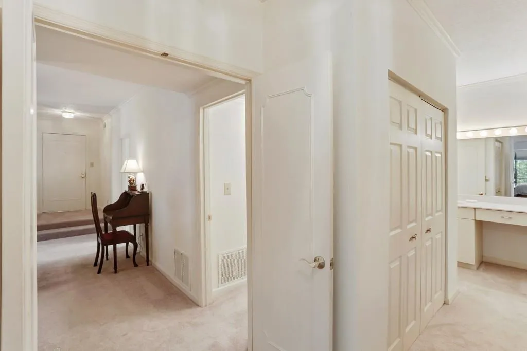 5425 Chemin De Vie Unit 5425, Sandy Springs, Georgia 30342, 2 Bedrooms Bedrooms, ,2 BathroomsBathrooms,Residential,Sold,5425 Chemin De Vie Unit 5425,5833697