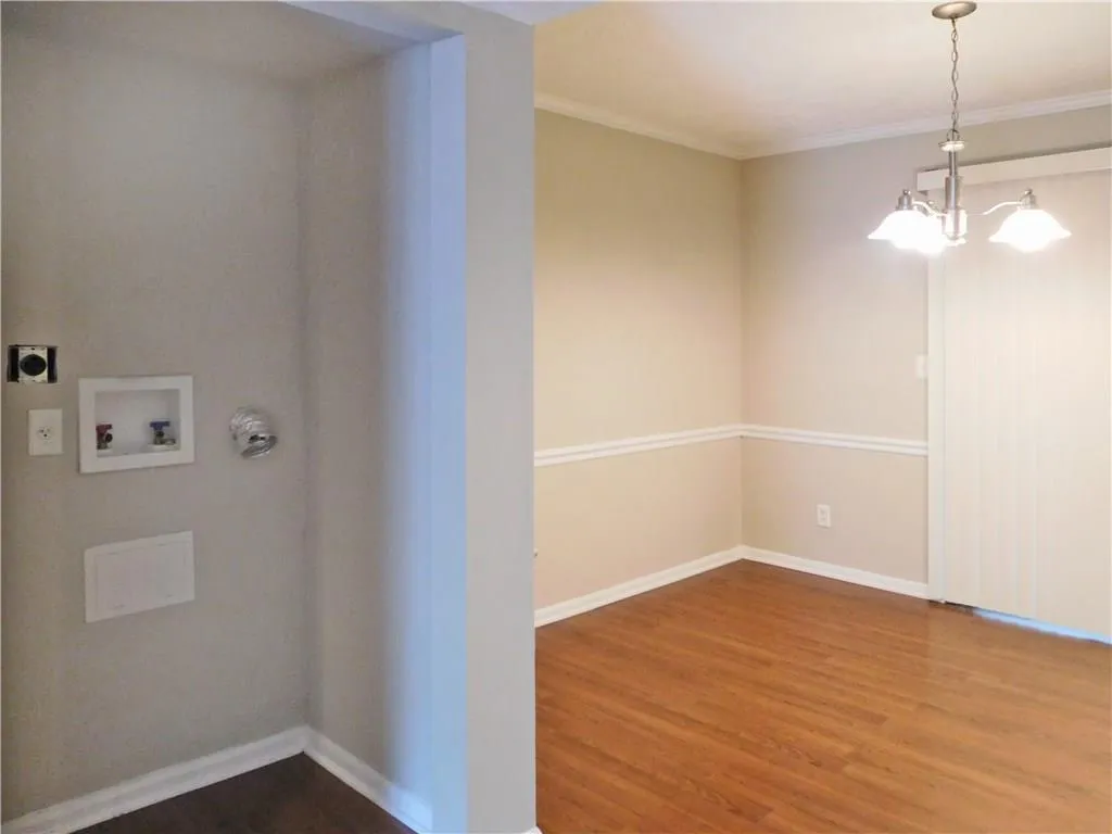 5534 Kingsport Drive, Atlanta, Georgia 30342, 3 Bedrooms Bedrooms, ,2 BathroomsBathrooms,Residential,Sold,5534 Kingsport Drive,5859062