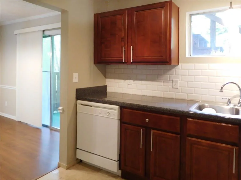 5534 Kingsport Drive, Atlanta, Georgia 30342, 3 Bedrooms Bedrooms, ,2 BathroomsBathrooms,Residential,Sold,5534 Kingsport Drive,5859062