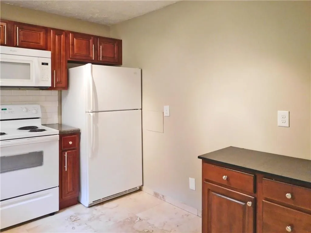 5534 Kingsport Drive, Atlanta, Georgia 30342, 3 Bedrooms Bedrooms, ,2 BathroomsBathrooms,Residential,Sold,5534 Kingsport Drive,5859062