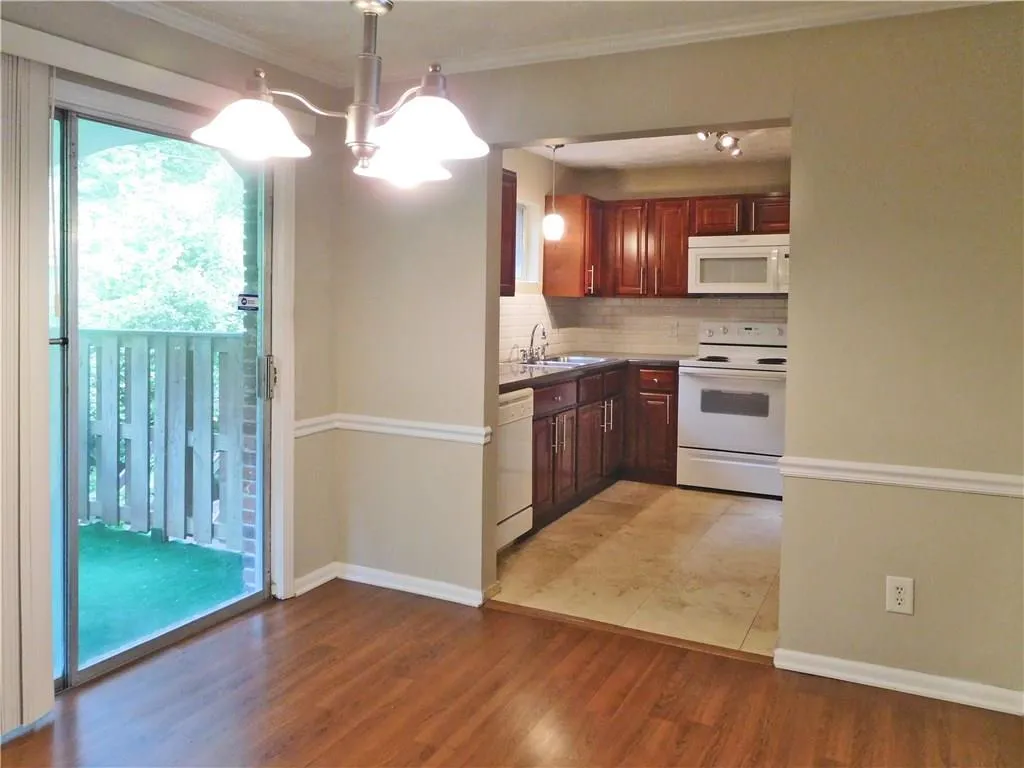 5534 Kingsport Drive, Atlanta, Georgia 30342, 3 Bedrooms Bedrooms, ,2 BathroomsBathrooms,Residential,Sold,5534 Kingsport Drive,5859062