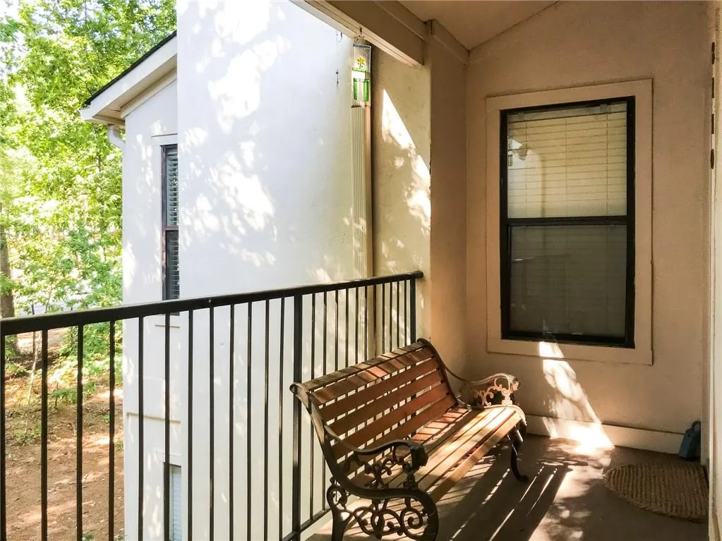 2110 Huntingdon Chase, Sandy Springs, Georgia 30350, 1 Bedroom Bedrooms, ,1 BathroomBathrooms,Residential,Sold,2110 Huntingdon Chase,5915915