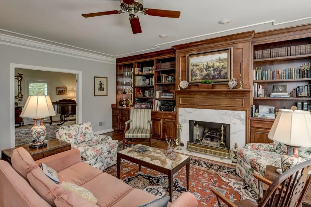 485 Pickering Lane, Atlanta, Georgia 30327, 4 Bedrooms Bedrooms, ,3 BathroomsBathrooms,Residential,Sold,485 Pickering Lane,5919414