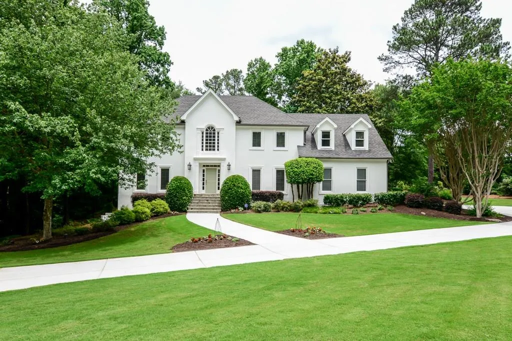 485 Pickering Lane, Atlanta, Georgia 30327, 4 Bedrooms Bedrooms, ,3 BathroomsBathrooms,Residential,Sold,485 Pickering Lane,5919414