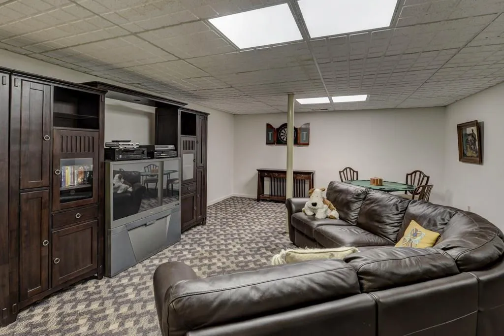 485 Pickering Lane, Atlanta, Georgia 30327, 4 Bedrooms Bedrooms, ,3 BathroomsBathrooms,Residential,Sold,485 Pickering Lane,5919414