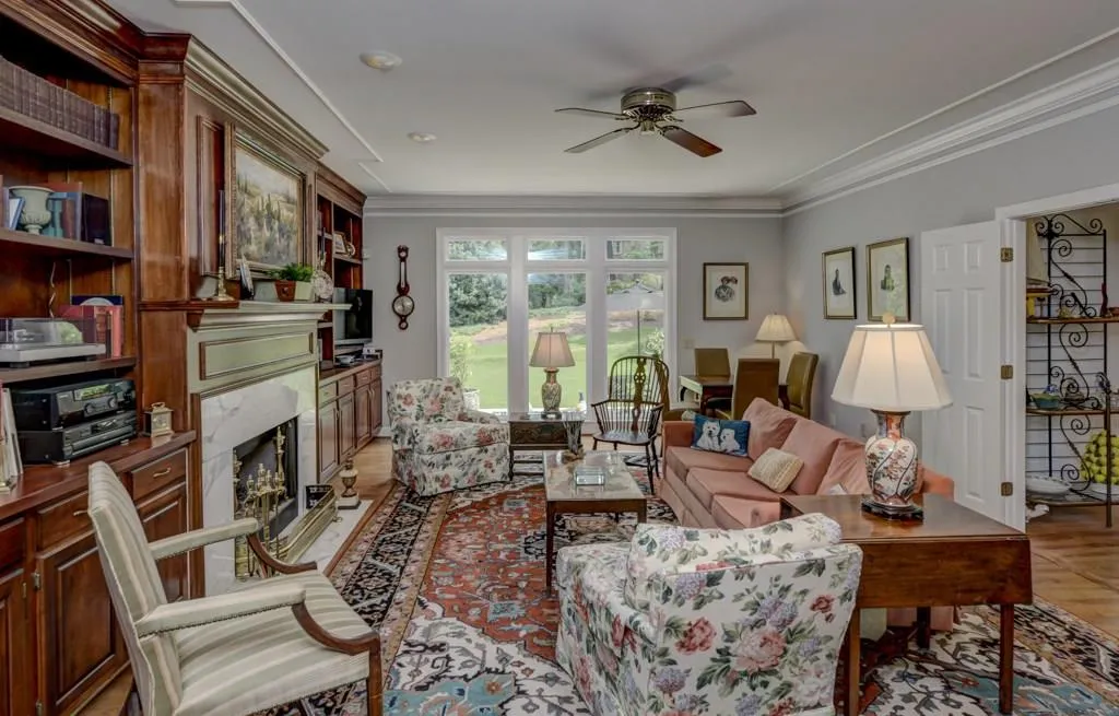 485 Pickering Lane, Atlanta, Georgia 30327, 4 Bedrooms Bedrooms, ,3 BathroomsBathrooms,Residential,Sold,485 Pickering Lane,5919414