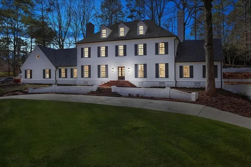 105 Blenheim Place, Sandy Springs, Georgia 30350, 6 Bedrooms Bedrooms, ,5 BathroomsBathrooms,Residential,Sold,105 Blenheim Place,6746502