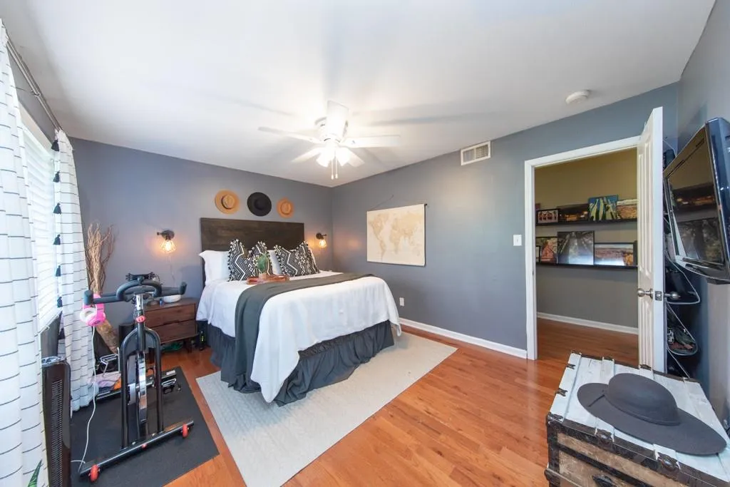 6940 Roswell Road Unit 24e, Atlanta, Georgia 30028, 1 Bedroom Bedrooms, ,1 BathroomBathrooms,Residential,Sold,6940 Roswell Road Unit 24e,6816215