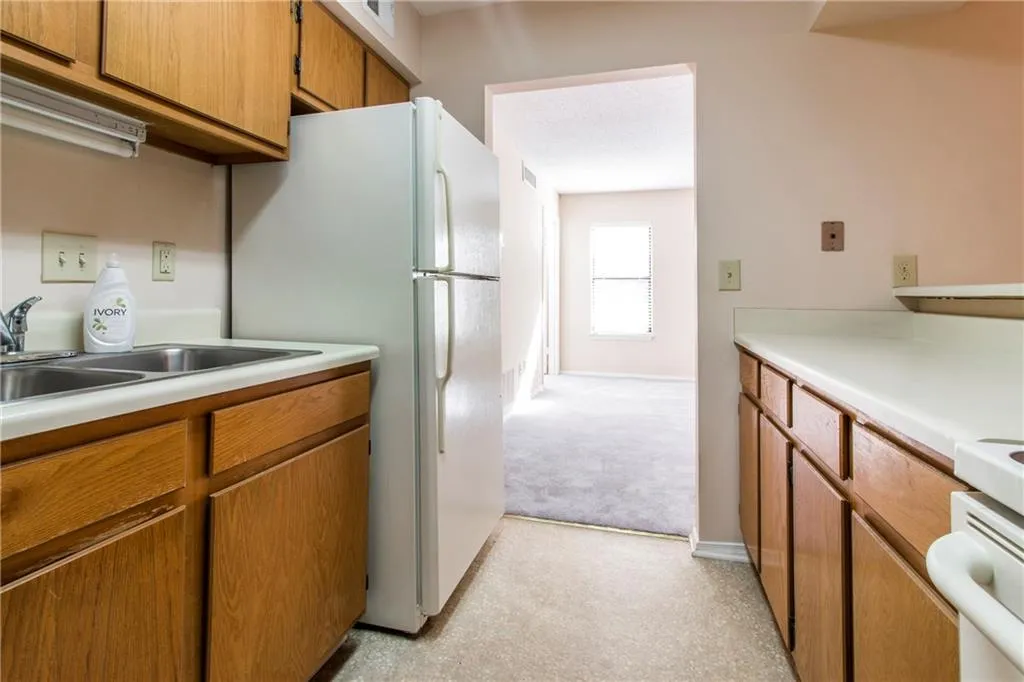 1310 Old Hammond Chase, Sandy Springs, Georgia 30350, 1 Bedroom Bedrooms, ,1 BathroomBathrooms,Residential,Sold,1310 Old Hammond Chase,5926136