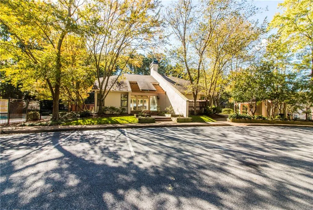 1310 Old Hammond Chase, Sandy Springs, Georgia 30350, 1 Bedroom Bedrooms, ,1 BathroomBathrooms,Residential,Sold,1310 Old Hammond Chase,5926136