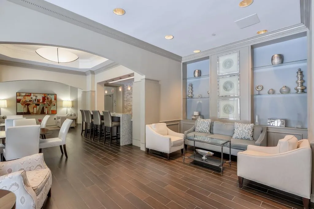 3475 Oak Valley Road Ne Unit 530, Atlanta, Georgia 30326, 2 Bedrooms Bedrooms, ,2 BathroomsBathrooms,Residential,For Sale,3475 Oak Valley Road Ne Unit 530,7654264