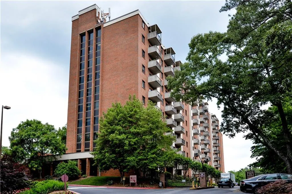 300 Johnson Ferry Road Unit A609, Sandy Springs, Georgia 30328, 1 Bedroom Bedrooms, ,1 BathroomBathrooms,Residential,Sold,300 Johnson Ferry Road Unit A609,6013683