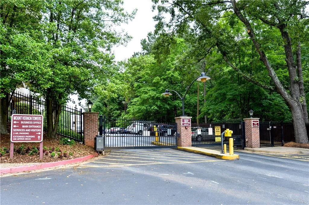 300 Johnson Ferry Road Unit A609, Sandy Springs, Georgia 30328, 1 Bedroom Bedrooms, ,1 BathroomBathrooms,Residential,Sold,300 Johnson Ferry Road Unit A609,6013683