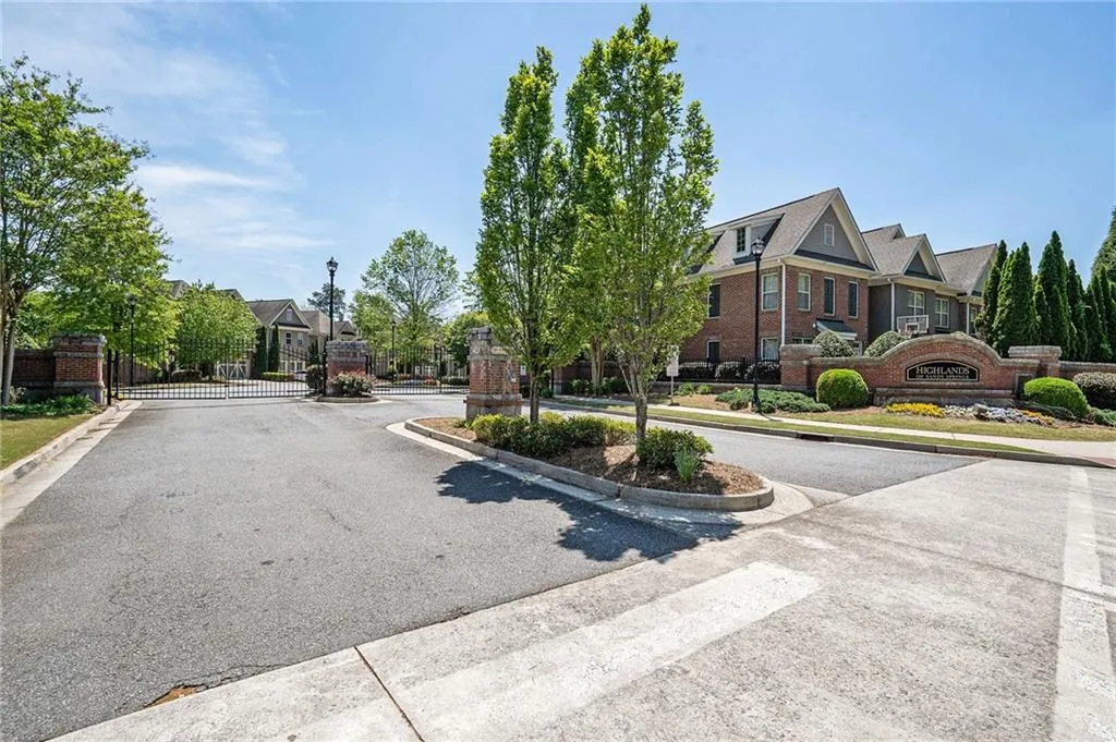7740 Glisten Avenue Unit 293, Atlanta, Georgia 30328, 3 Bedrooms Bedrooms, ,2 BathroomsBathrooms,Residential,Sold,7740 Glisten Avenue Unit 293,7207426