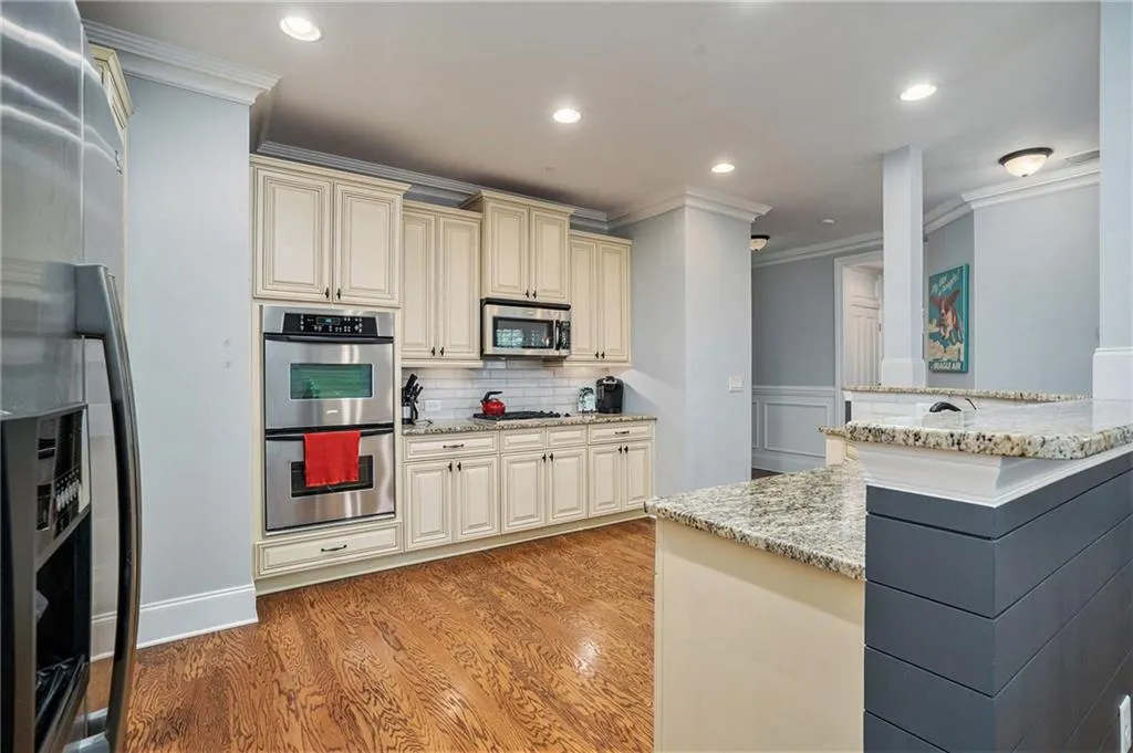 7740 Glisten Avenue Unit 293, Atlanta, Georgia 30328, 3 Bedrooms Bedrooms, ,2 BathroomsBathrooms,Residential,Sold,7740 Glisten Avenue Unit 293,7207426