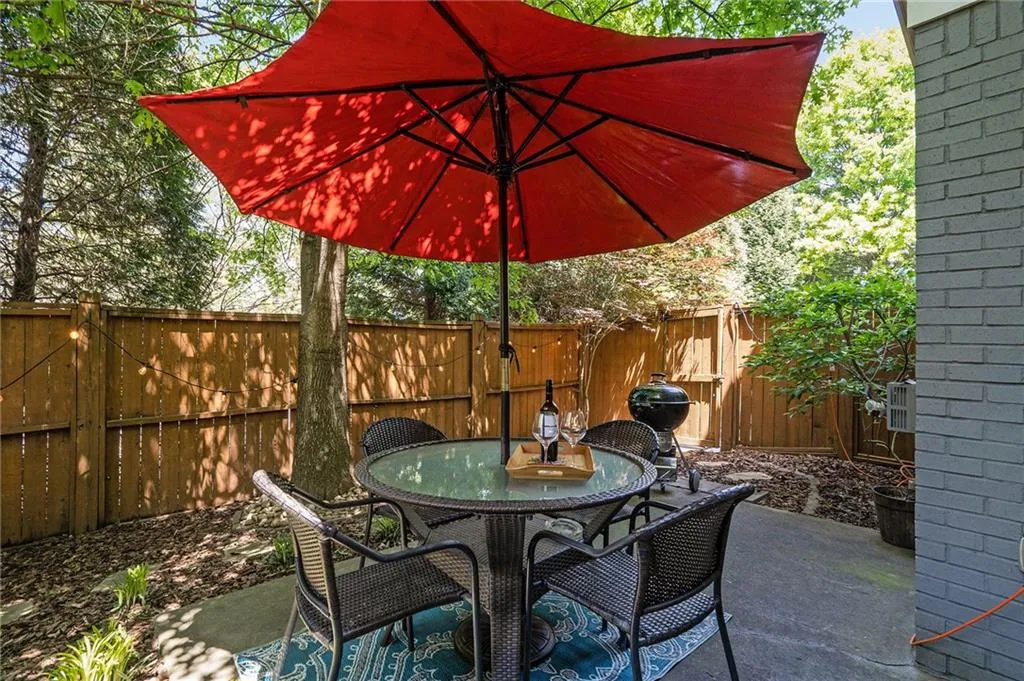7740 Glisten Avenue Unit 293, Atlanta, Georgia 30328, 3 Bedrooms Bedrooms, ,2 BathroomsBathrooms,Residential,Sold,7740 Glisten Avenue Unit 293,7207426